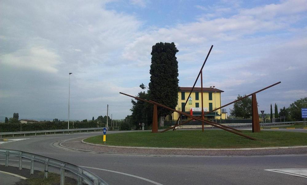 Albergo Quatro Pini Pozzolengo Exterior foto