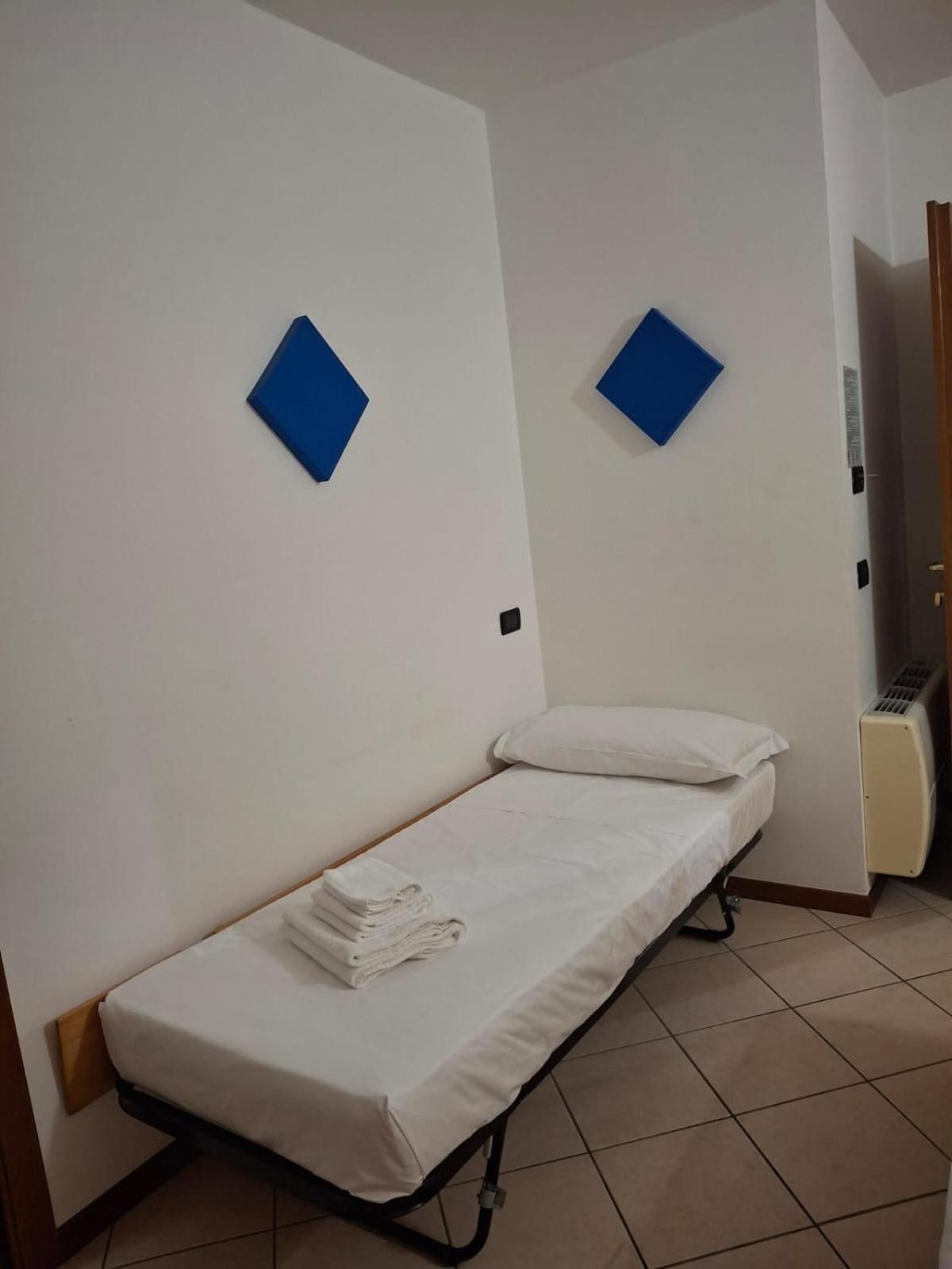 Albergo Quatro Pini Pozzolengo Exterior foto